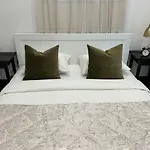 Hvar Pavicic View * هفار