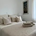 Hvar Pavicic View * هفار