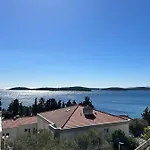 Hvar Pavicic View חוואר