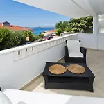 Hvar Pavicic View * هفار